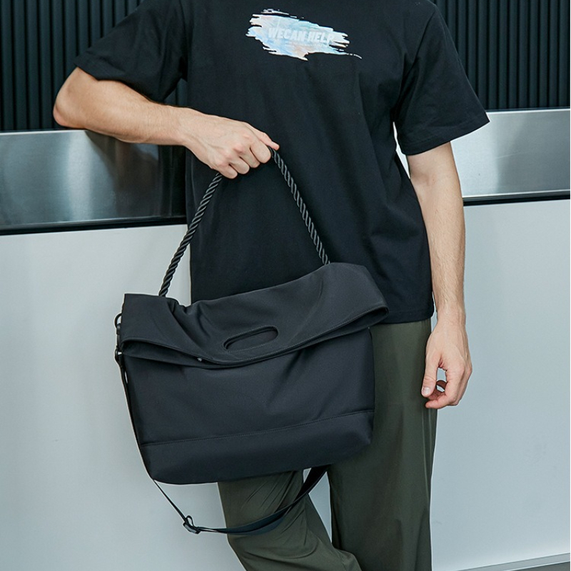 حقيبة كتف رجالية عصرية كبيرة ا - مراجعة Sack Race Bag وسعره