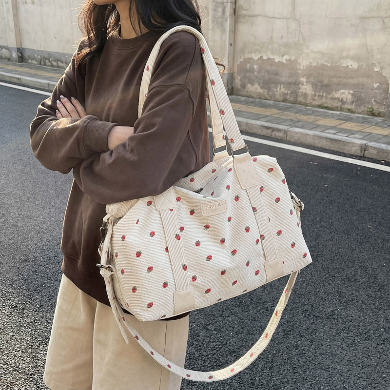 حقيبة سفر كبيرة السعة من قماش  - مراجعة Sack Race Bag وسعره